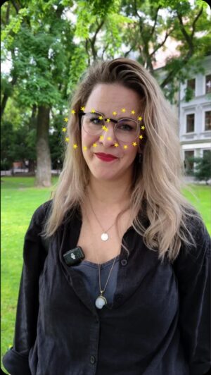 Kristína Tormová Instagram - Toto som si vymyslela. Lebo ja by som toľkých v Eurovoľbách krúžkovala..ale môžem len dvoch. Tak som sa rozhodla vyzdieľať moje best krúžky aspoň tu. Doma sme si to rozdelili takto: volím @veronikaostrihonova a @martin_poliacik a pán manžel krúžkuje @ludovitodor a @martinhojsik - toto sú naši hlavní rodinní kandidáti z @progresivne_sk . Nebolo to ľahké vybrať si z toľkých ľudí, ktorým by som v Europarlamente odovzdala bez zaváhania svoj hlas a dôveru..
.
Toto nie je spolupráca. Toto je premotivovanosť 🤌🏻🤌🏻🤌🏻 občianky s kúskom nádeje..
