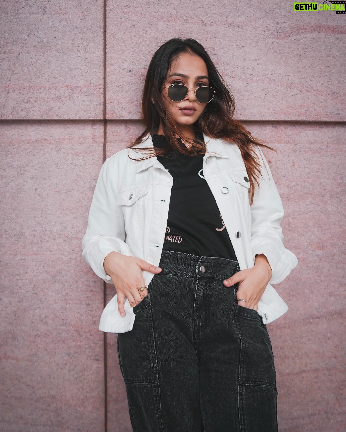 Kristina Patel Instagram - Your new wallpaper 😝🙈 . . EC :@vikashpandeyy39 . . #kristinapatel #explore #instamood #ootd #picoftheday