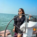 Kristina Patel Instagram - Me and the ocean: Love at first sight.❤️🔥 . Dress : @falakwomenswear . #kristinapatel #ocean #love