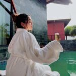 Kristina Patel Instagram - LAST DAY OF 2022 ♥️ As 2022 leaves, it takes away all your sorrows and worries. 2023 arrives fresh and brings pure happiness and prosperity. . . #kristina #explore #love #cheers #newyear