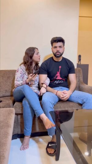 Kristina Patel Instagram - Can you relate to this?? 
@kristinapatel_official_ 
.
.
.
.
.
#explore #vishalkalra #reelsindia #trending #viralvideos #krishal #comedyvideos #funny #relatable #gfbfjokes