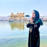 Kristina Patel Instagram - GOLDEN TEMPLE 🙏 . . #goldentemple #kristina #kristinapatel #blessings #waheguru #amritsar