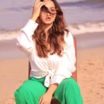 Kristina Patel Instagram – “Go with the flow.”💚
.
.
Outfit : @neofaaofficial ♥️
Pc : @vishalkalra_ 
Ec : @wasey_rock69 
.
.
#kristinapatel #explore #beach #love #instalike #instamood