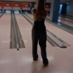 Kristina Petrushina Instagram – Älskar att bowla! Älskar dock inte alla gånger jag gått hem och upptäckt först i hallen att jag fortfarande haft på mig bowlingskor ☹️