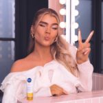 Kristina Petrushina Instagram – Reklam för @nivea 💙

Nu är fröken Soldoktorn på er igen!!!! ☀️ Men ni glömmer väl inte SPF när ni är ute och flänger och far? Inte bara utomlands men även här hemma. Titta bara så glad och belåten jag är när jag tar hand om min lilla hud. Vi har ju trots allt endast en – för resten av livet! Ärligt nu, hur många av er använder solskyddsfaktor dagligen? Handuppräckning! 🙋🏼‍♀️☀️