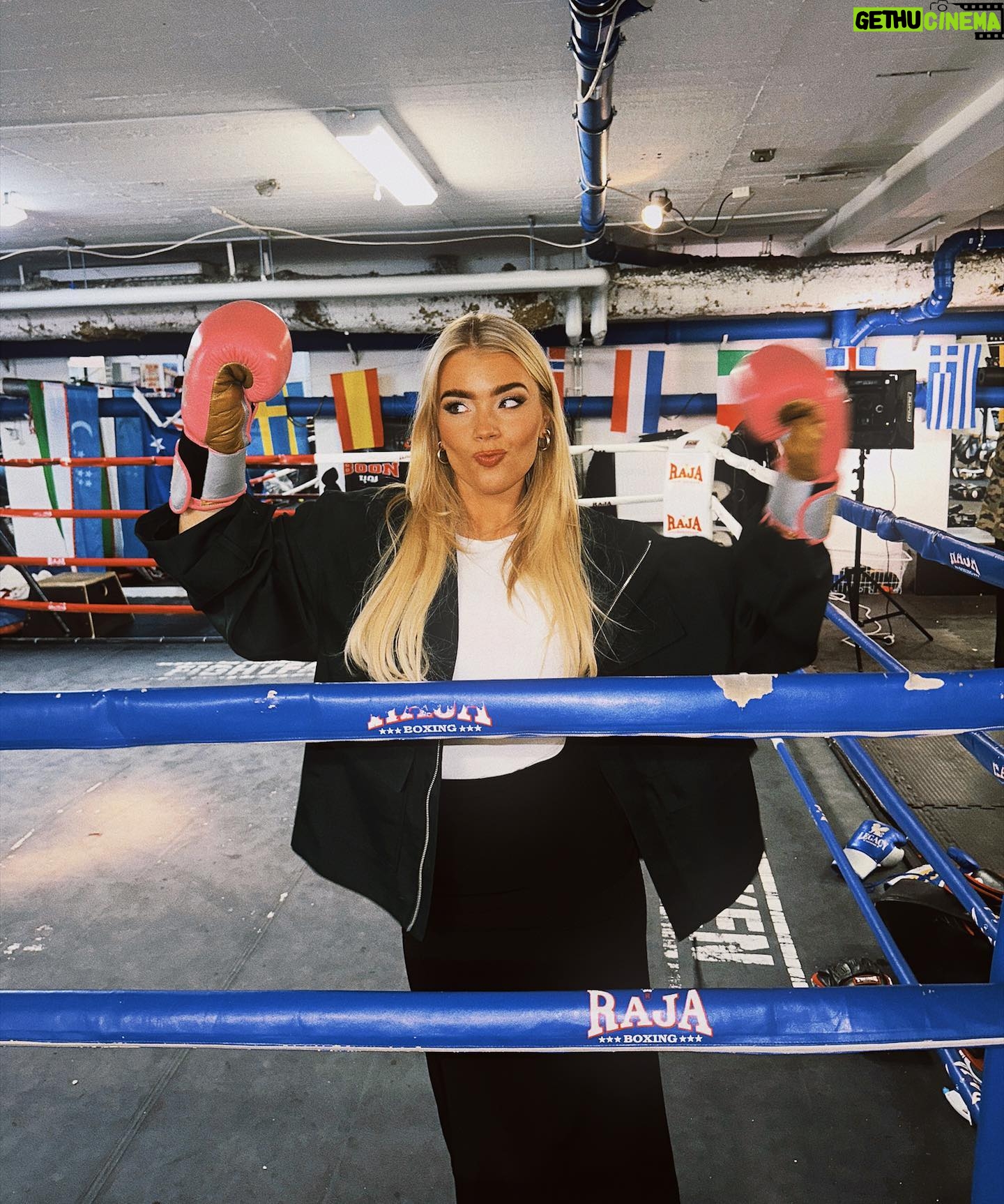 Kristina Petrushina Instagram - Mucka inte med Kicki 😤🥊🎀