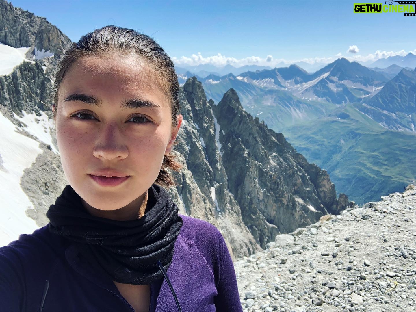 Kristina Tonteri-Young Instagram - Another day another traverse ⛏#valleeblanche