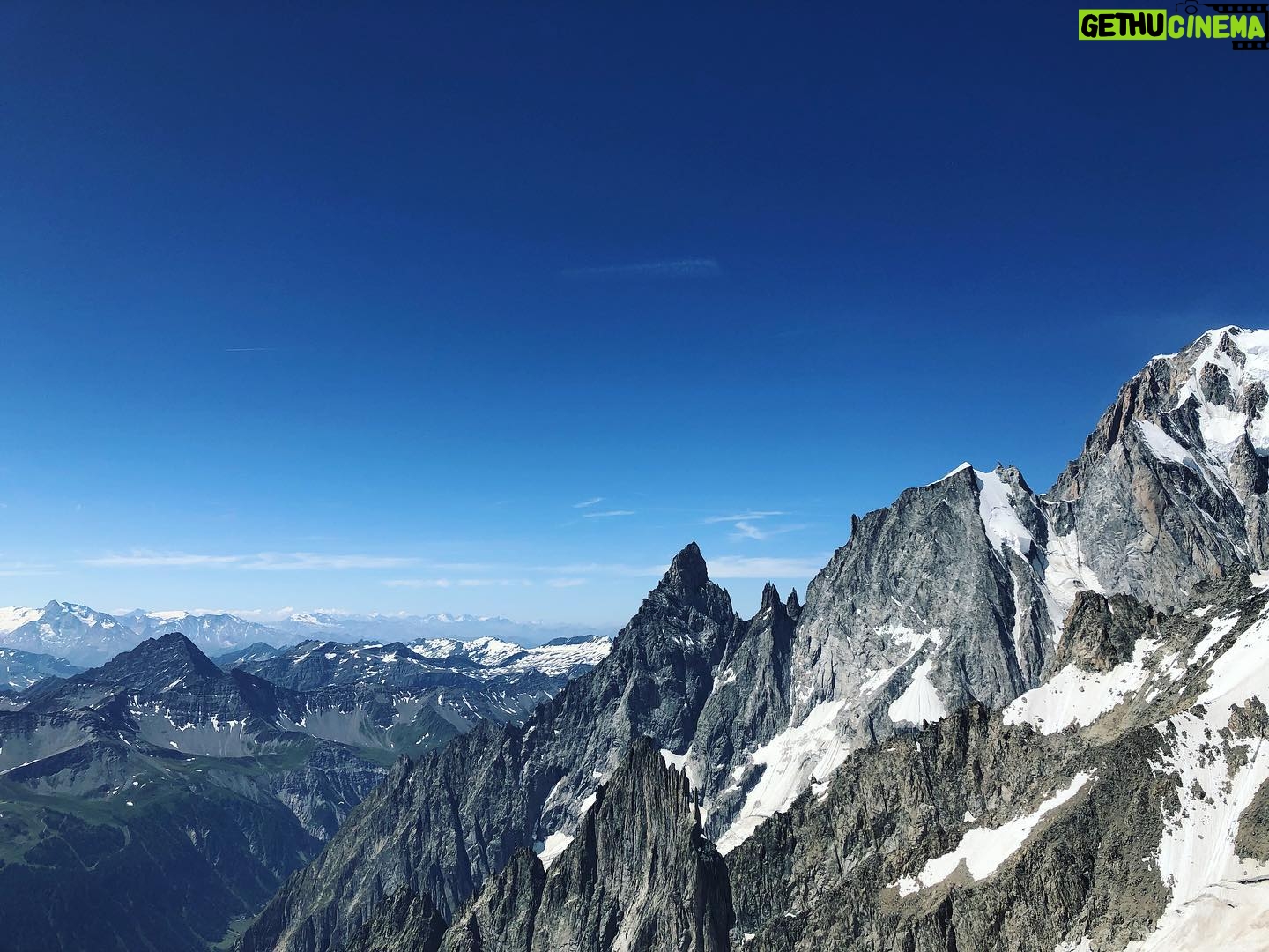 Kristina Tonteri-Young Instagram - Another day another traverse ⛏#valleeblanche