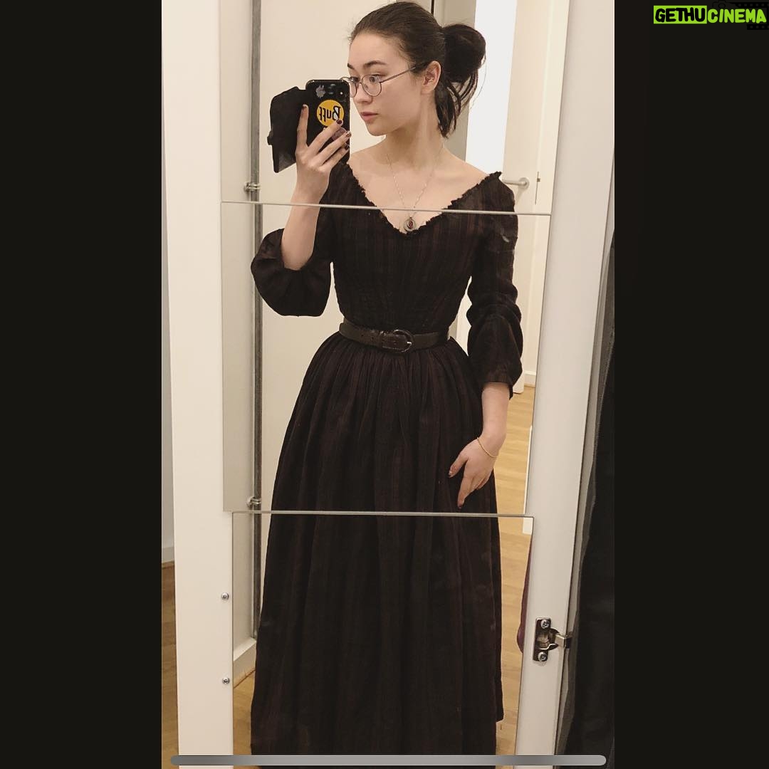 Kristina Tonteri-Young Instagram - I CANT BELIEVE IT ONLY TOOK 2 DAYS! And there’s enough fabric to make a summer coat to match!!Made from lightweight cotton and linen, it’ll be perfect for spring and summer! Tomorrow: petticoats and draft the coat pattern. Also : remember to eat 🤔 #victorianfashion #historicaldress #sewing #levelup
