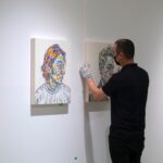 Kristy Cha Ray Chu Instagram - 前幾天布展，看著作品一幅幅的掛上牆，激動的說不出話，它們每一幅畫都是我的寶貝，投入了很多精力，數不盡的夜晚（其中好幾幅畫了3個多月），常常畫到看不見盡頭，不知道自己這麼拼是為了什麼？ 終於，這一天要來了，我必須誠實的說，外表看起來很有自信（其實心裡緊張到不行），我還是需要你們的鼓勵，希望大家都能來看我的畫、來支持我，我們5/7開幕見～ 曲家瑞個展 2022/5/4-5/28 開幕 2022/5/7(六) 2:00pm-5:00pm 地址 誠品畫廊 台北市信義區菸廠路88號B1 開放時間 週二~週六 11:00am~7:00pm (週日、週一公休) @eslitegallery #誠品畫廊 #每一幅都毫無保留 #每一幅都是唯一 #距離開幕倒數六天 #免費入場 #為我加油