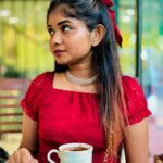 Kriti vamshini Instagram - Hot chocolate?🦋 ❤️‍🔥 Pc: @s__deepakraj 🦠 Bow: @scrunch.ies__ #instagood #instagram #instadaily #ootd #redflag