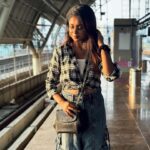 Kriti vamshini Instagram - Oh to be kissed by the sun!☀️❤️ #therealkritivamshini #tamil #instagood #ootd #instadaily #instamood