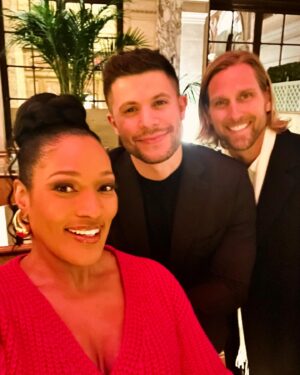 Kron Moore Instagram - Last night’s #netflix premiere of Tyler Perry’s #meaculpa was amazing! @kellyrowland and #trevanterhodes and the entire cast delivered a story that kept us on the edges of our seats! You won’t want to miss it on 2/23/2024!
So glad to have run into fam!

Dress: @hanifaofficial 
Bag: @verano_hill 

#strongblacklead #kronmoore