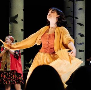 Krysta Rodriguez Instagram - ✨This show✨ I’m still processing the last few days! I admit I didn’t grow up with this show. I didn’t have every word memorized and every lesson metabolized (boy do I wish I did though once I was in our two week rehearsal process!). But the second I “met” Cinderella I knew there were things she had to teach me. And things maybe I could teach her. I have so much to learn in these woods and I have been surrounded by the best people to learn with. Thank you to Lear, the stage managers, the music team and the WonderStudies for feverishly getting us ready in record time and for the cast who welcomed us all in with open arms. And @jordan_roth and @jujamcyn and all the people who created this magical place to grow and explore. I couldn’t have ✨wished✨ for anything better