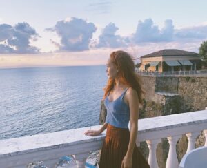 Ksenia Solo Instagram - 📍Sorrento @lacocumella