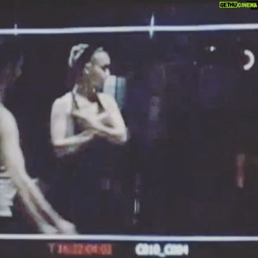 Ksenia Solo - 8.5K Likes - Bringin out the ol’ moves for #internationaldanceday #blackswan #bts