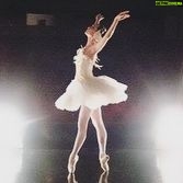 Ksenia Solo - 8.5K Likes - Bringin out the ol’ moves for #internationaldanceday #blackswan #bts