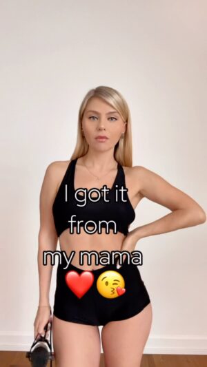 Ksenia Valenti Instagram - Happy Mother’s Day 😜 I love my mom thanks for my 🍑#igotitfrommymama #rapper #comedyrap #comedy #lovemymom