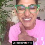 Kubbra Sait Instagram - Grammar badi “kutti” cheez hai.. 😂 Shmollll happinesss Jokh! Cat and comma… Just that this cat #ShifuSait cannot be bothered!!! #KubbraCracksBadJokes #KubbraCracksDadJokes #Joke #Funny #InstaReel #reelkarofeelkaro #Cat #Paws #Cute #Happiness #Love #Laugh #Live #KubbraSait #Sunday #Happy #India