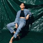 Kubbra Sait Instagram - Denim on Denim: 👖 Retro Vibes served with a modern twist 🌪️ - just like my… huh huh huh… attitude! 😎 💁🏽‍♀️💥👖😈🌪️ Outfit : @mellowdrama_official makeup : @kubbrasait Hair : @palashipramanik Style by : @who_wore_what_when Photographer: @thefirstclik