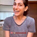 Kubbra Sait Instagram - There is Option 2… but you will only hear about it in another Bollywood life of mine. 😂 Don’t do cheee… thoooo and all that… I am aware of the reaction towards this joke 🫣😂 so be creative 😛 #KubbraCrackeDadJokes #KubbraCracksBadJokes #Love #Laugh #Happiness #Joy #Jokes #India #KubbraSait #Bollywood #NoSmoking #quitsmoking
