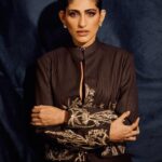 Kubbra Sait Instagram – Caramel custard 🍮 couldn’t wait to share the sparkle of dusk with you!

Uffffff!!! 

@kubbrasait  Outfit : @jade_bymk 
Jewellery : @jadaujewellerybyfalgunimehta 
makeup : @vibhagusain  Hair : @palashipramanik  Style by : @who_wore_what_when  Photographer: @thefirstclik