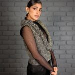 Kubbra Sait Instagram - Spent another day - earned another dollar 💵 This spanking @raw_mango creation styled by @who_wore_what_when is definitively a sexy pick. Hair by @palashipramanik & I’m just in awe by the lips 👄 made on my face by @aashna_shah (Hashtag Uff!)