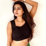 Kuhasini Gnanaseggaran Instagram - Felt swag, won’t delete later 🔥❤️ . . . . #swag #travelphotography #srilanka #classy #stylish #tamilactress #kuhasini #slay #trend #colombo