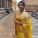 Kuhasini Gnanaseggaran Instagram - தேவதை போல் ஒருத்தி 🔥♥️ . . . Saree @unique_threads_sarees . . Blouse stitched @blossoomdesigners . . Saree draped @vvarsha_makeup_artistry . . . #devathaipoloruthi #nomakeup #nofilter #sareereels #reelsinstagram #trendingaudio #trendingreels #viralreels #trendingvideos #trendingsongs #reel #kuhasini