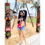 Kuhasini Gnanaseggaran Instagram - Beach ⛱️ 😍🔥 . . Costume @zalyascloset . . Place @icchennai . . #casual #beach #icc #chennai #casualstyle #tamilponnu #kuhasini