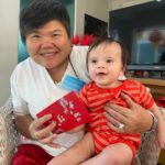 Kullanat Preeyawat Instagram - พาเจคอร์ปมารับอั่งเปากับพี่กอบสุข☺️Jacob’s first Chinese New Year and first cash gift🧧. #กงสีฟาไฉซินเหนียนไคว้เล่อ #ซินเจียยู่อี่ซินนี้ฮวดไช้ #jacobdwinter #เจคอร์ปวินเทอร์