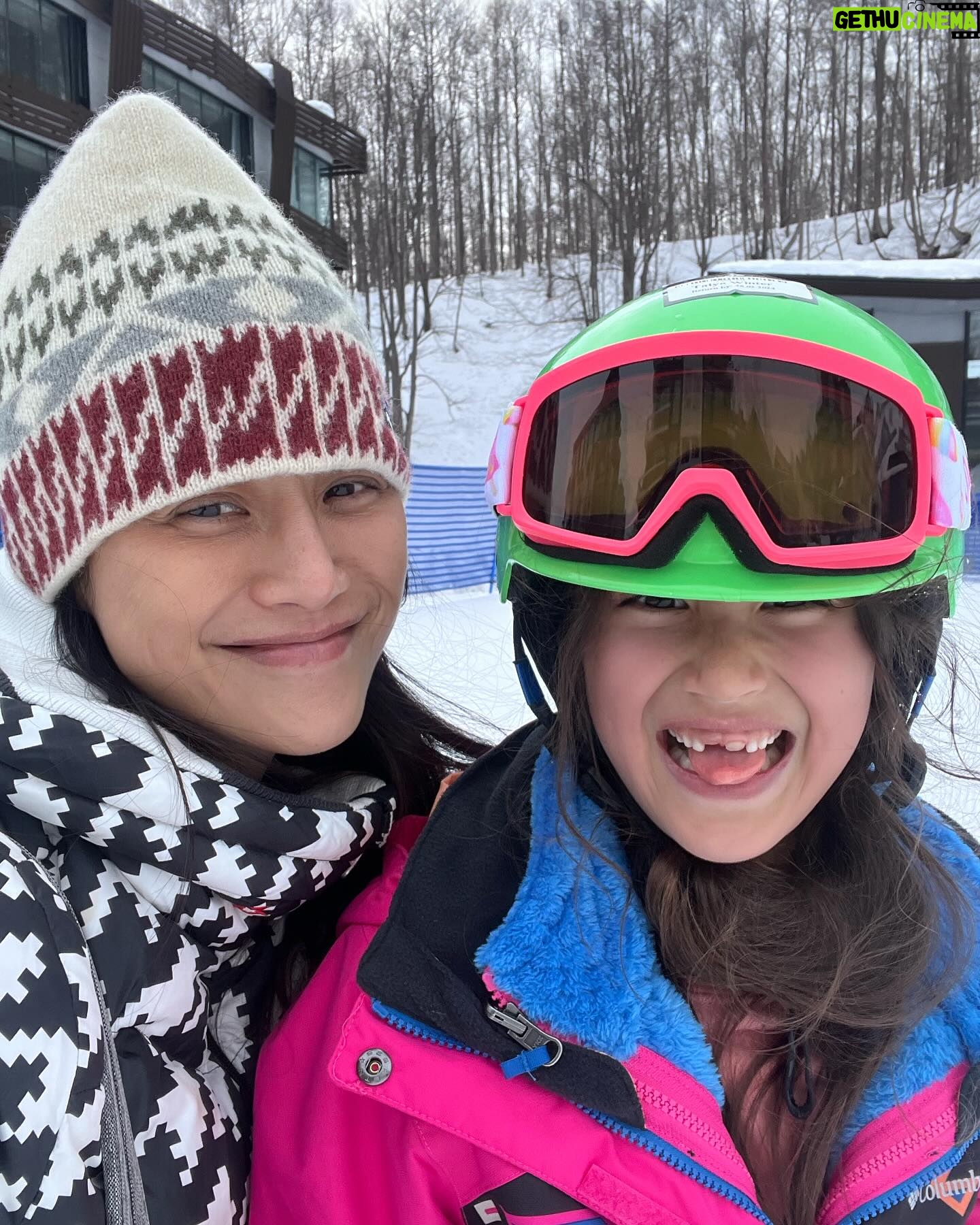 Kullanat Preeyawat Instagram - First day..Niseko ⛄️ กิจกรรมแน่นทั้งวัน☺️ #fonkulljourney #talyawinter #ทาเรียวินเทอร์ #jacobdwinter #เจคอร์ปวินเทอร์