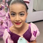 Kullanat Preeyawat Instagram - Played the role of Munchkin in The Wizard of Oz …เอาจริงๆทาเรียแอบเบื่อทุกครั้งที่ต้องไปเรียน แต่พอตอนโชว์ดันชอบ😂 #talyawinter #ทาเรียวินเทอร์ #โพสช้าแต่โพสนะ 😅