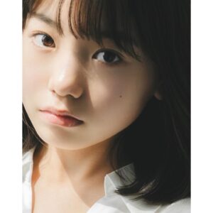 Kurumi Inagaki Instagram - .
2023年も後2日となりました。
年末のご挨拶をさせてください。
.
今年は色々な新しい事に挑戦できていたので
あっという間の1年でした🤭
.
.
投稿があまり出来ずにいてすみません。
私が投稿をした際には
いつも暖かいコメントをしてくださり
ありがとうございます！
とっても嬉しいです。
.
時間を費やして
私の歌詞動画や投稿をしてくださり
事務所に送ってくださる手紙やプレゼントを
拝見して
応援してくださっていることがすごく伝わって
とってもとーっても幸せな気持ちになっています。
本当にありがとうございます！
.
これからは、もっと皆さんにお返しできるように
精一杯頑張ります！💪
.
.
2023年も温かく見守ってくださり
ありがとうございました。
.
みなさまも体調を崩さず健康で良いお年をお迎えください。
.
.
.
Photographer：Shunto Sato @shuntosato 
Hair&make : Ken Nagasaka @ken_nagasaka 
Stylist：Riki Yamada @rikiyamada_ 
.
.
#2023
#稲垣来泉
#研音