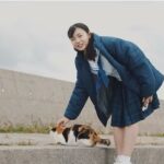 Kurumi Inagaki Instagram - . ⭐︎《情報解禁》です⭐︎ とっても嬉しいお知らせです！ 今年も『 #沖縄電力 』さんの広告キャラクターとして CMや広告に出演させていただいています！ . 本日3月27日(水)より 新しいTVCM#くるみのアオハル シリーズが 沢山放送開始です！ こちらはその中のひとつ〈推し活編〉 友達役の#平良さな ちゃんと#アタビー と とても楽しくてスタッフさんとどれも沢山笑った撮影でした。 CMの撮影風景メイキングムービーや新TVCMは 沖縄電力さんの公式HPやYouTubeなどで ご覧いただけます！ 今年も沖縄電力の本社の皆さんにお会いでき 歓迎していただいてとても嬉しかったです。 . . . #おきでん #いいことイロイロおきでん #モアイー #かりーるーふ #稲垣来泉 #沖縄 おきでんInstagram @okiden_cook
