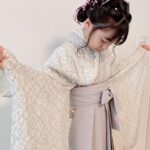 Kurumi Inagaki Instagram - . 先日、卒業式を迎えました。 . . 6年間 学業を優先してお仕事をさせていただき 運動会、校外学習、修学旅行などの行事も全て参加でき 1年間だけでしたが吹奏楽部でも たくさんのコンクールに参加しました。 とてもたっくさんの思い出ができました😊 . お仕事の各スタッフの方々、事務所の皆様 学校の先生やお友達にはご迷惑を おかけしてしまったかもしれません。 . . 先生やお友達とたくさん笑った小学生でした。 時には喧嘩もしたり、その度に仲直りして また、笑いあって泣きあって 深くて本当に素敵な6年間でした！ . 卒業式当日は雨も降らず 最後、みんなとお写真たくさん撮れて嬉しかったです。 . . . そして、このInstagramを見てくださっている皆様。 どんな時も、たくさんのコメントなど ずっとずっとあたたかく応援していただいてるのを 感じています。 本当に本っ当にありがとうございます。 . . 中学生になっても ゆっくりと自分らしく 今しかできない事を 今だからできる事を、頑張っていきます！ . どうか変わらず見守っていてください。 . . #小学校 #卒業式