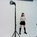 Kurumi Inagaki Instagram - . 9月29日発売の「ニコラ」11月号の ニコチャンで 『時をかけるな、恋人たち』の インタビュー記事を 掲載していただいています。 . 実際にニコラの スタイリストさん ヘアメイクさん カメラマンさんに撮影をしていただけて とても貴重な経験でした✨ とっても嬉しかったです✨ . . . @nicola_magazine #ニコラ #ニコチャン #初めてのロングブーツ #稲垣来泉