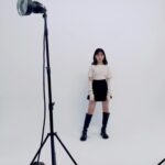 Kurumi Inagaki Instagram - . 9月29日発売の「ニコラ」11月号の ニコチャンで 『時をかけるな、恋人たち』の インタビュー記事を 掲載していただいています。 . 実際にニコラの スタイリストさん ヘアメイクさん カメラマンさんに撮影をしていただけて とても貴重な経験でした✨ とっても嬉しかったです✨ . . . @nicola_magazine #ニコラ #ニコチャン #初めてのロングブーツ #稲垣来泉