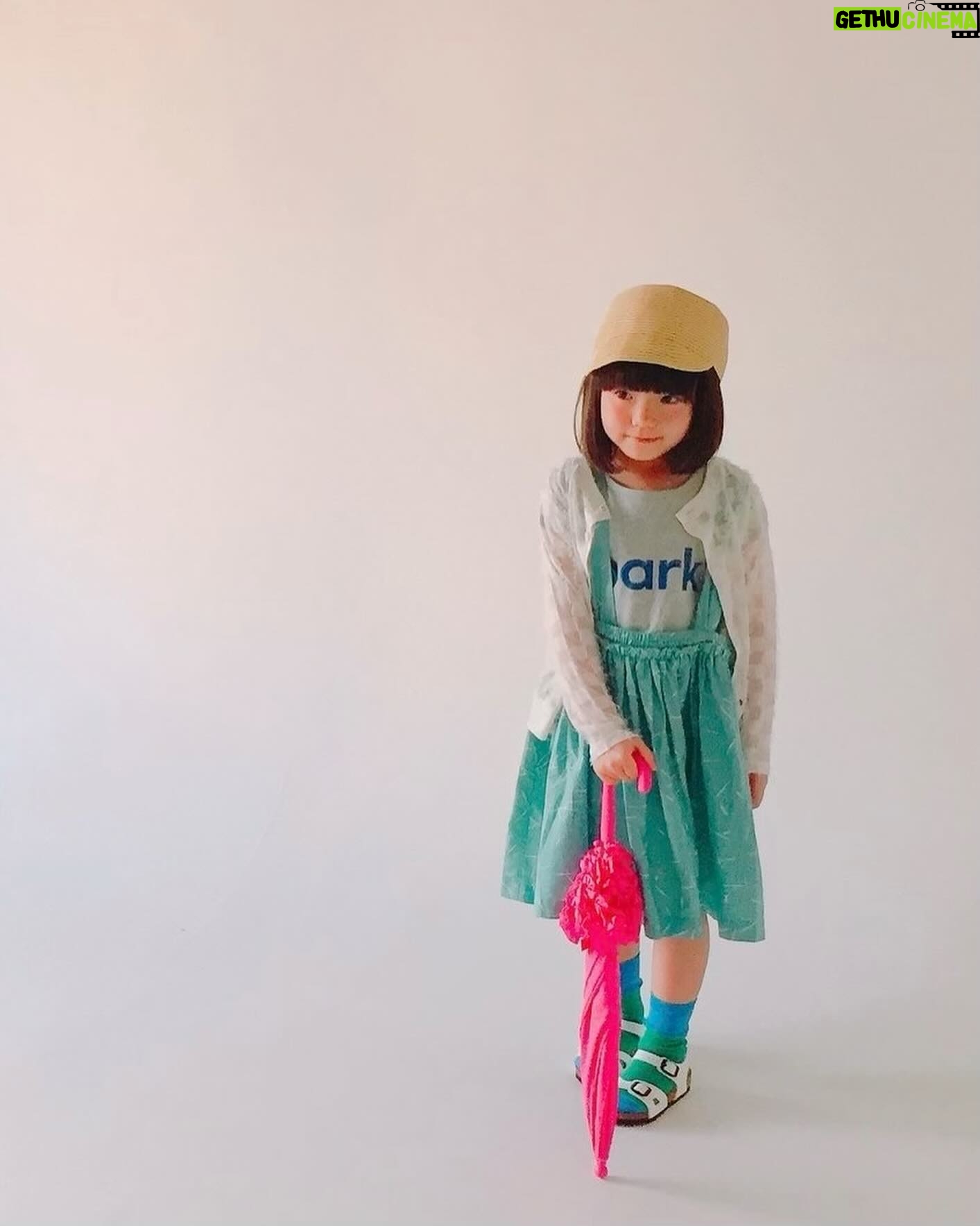 Kurumi Inagaki Instagram - . đĺäžăŽćĽđ . . ĺ°ăăćăŽç§đ . . . #5ć5ćĽ #ĺäžăŽćĽ . . GWăżăŞăăăŻăăŠăăéăăă§ăăďź ă夊ć°ăăăăŚć°ćăĄăăăă§ă§ăă⨠水ĺčŁçľŚăŻĺżăăŞăăăăŤăăŚăăžăđĽ¤đŤ§ . .
