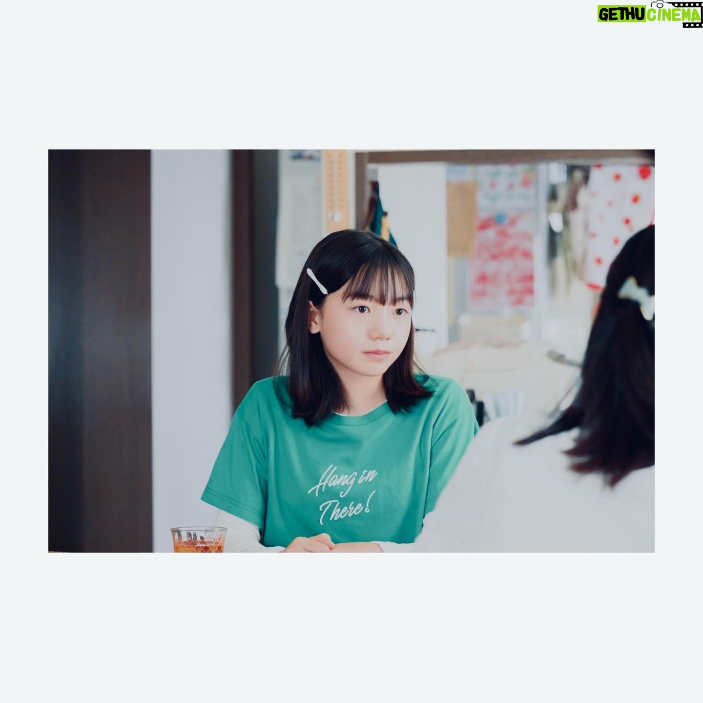 Kurumi Inagaki Instagram - . 《出演情報》です🪐💫 . カンテレ•フジテレビ系にて 10月10日(火)夜11時スタート 『時をかけるな、恋人たち』 #吉岡里帆 さん演じる#常盤廻 の幼少期役を 演じさせていただきます! . . . 吉岡里帆さんと永山瑛太さんお二人の掛け合いがとても面白く 休憩時間は一緒に昼食を食べたり変顔大会をしたり、ずっと笑っていました! お二人の番組ポスターも とってもかわいいです😍 . . 火ドラ★イレブン 『時をかけるな、恋人たち』 ぜひご覧ください! . . . @kadora_11 #時をかけるな恋人たち #トキコイ #カンテレ #火ドラ #イレブン #吉岡里帆 さん #永山瑛太 さん #常盤廻 #幼少期 #稲垣来泉