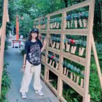 Kurumi Inagaki Instagram - . 《お知らせ》です✨ 2024年に創立45周年を迎える研音と 開局70周年を迎えるニッポン放送が タッグを組んだ！ ラジオ番組『KEN RADIO』が 10月からスタートすることが発表されました。 . 私も、どこかで憧れの方とトークさせていただきます✨✨✨ 詳細は番組HPをご覧ください😊 (ストーリーにリンクを貼りました。) . そしてさらに！！！ 2024年3月30日(土)・31日(日)には、 東京国際フォーラム・ホールAで なんと！イベントの開催も決定いたしました！ . どの様なイベントがあるのか そして、皆様にもお会いできるのが 今から、とっても楽しみでしかたありません✨ . . . ★ラジオ： 研音創立45 周年ニッポン放送開局70 周年記念 ラジオ番組『 KEN RADIO 』 ・放送日時：毎週土曜21 時〜 21 時30 分 ・研音所属俳優・アーティストが週替りで登場 ＊初回放送：2023 年10 月7 日（土）21 時〜 #kenradio ★イベント: ＊2024年3月30日(土)、31日(日)開催 ・場所：東京国際フォーラム•ホールA . . #研音 #創立45周年 . . . 2枚目からは夏の思い出写真です🌻 最後の写真は別人みたいですが私です。😎 SNOWで撮りました。お仕事でお化粧してもらってご機嫌写真です。