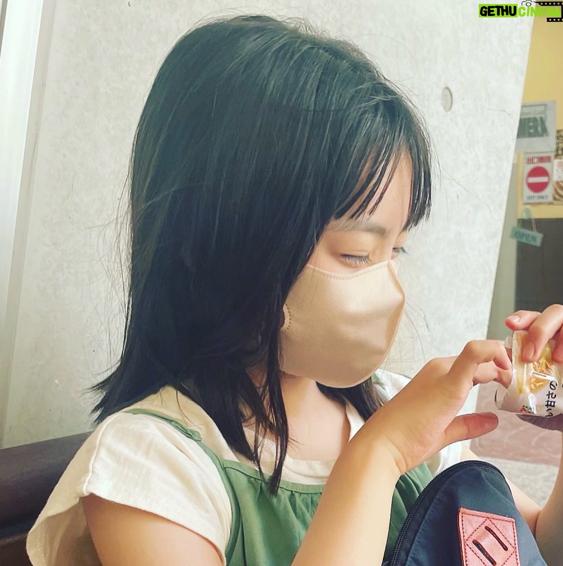Kurumi Inagaki Instagram - . 《お知らせ》です✨ 2024年に創立45周年を迎える研音と 開局70周年を迎えるニッポン放送が タッグを組んだ! ラジオ番組『KEN RADIO』が 10月からスタートすることが発表されました。 . 私も、どこかで憧れの方とトークさせていただきます✨✨✨ 詳細は番組HPをご覧ください😊 (ストーリーにリンクを貼りました。) . そしてさらに!!! 2024年3月30日(土)・31日(日)には、 東京国際フォーラム・ホールAで なんと!イベントの開催も決定いたしました! . どの様なイベントがあるのか そして、皆様にもお会いできるのが 今から、とっても楽しみでしかたありません✨ . . . ★ラジオ: 研音創立45 周年ニッポン放送開局70 周年記念 ラジオ番組『 KEN RADIO 』 ・放送日時:毎週土曜21 時〜 21 時30 分 ・研音所属俳優・アーティストが週替りで登場 *初回放送:2023 年10 月7 日(土)21 時〜 #kenradio ★イベント: *2024年3月30日(土)、31日(日)開催 ・場所:東京国際フォーラム•ホールA . . #研音 #創立45周年 . . . 2枚目からは夏の思い出写真です🌻 最後の写真は別人みたいですが私です。😎 SNOWで撮りました。お仕事でお化粧してもらってご機嫌写真です。