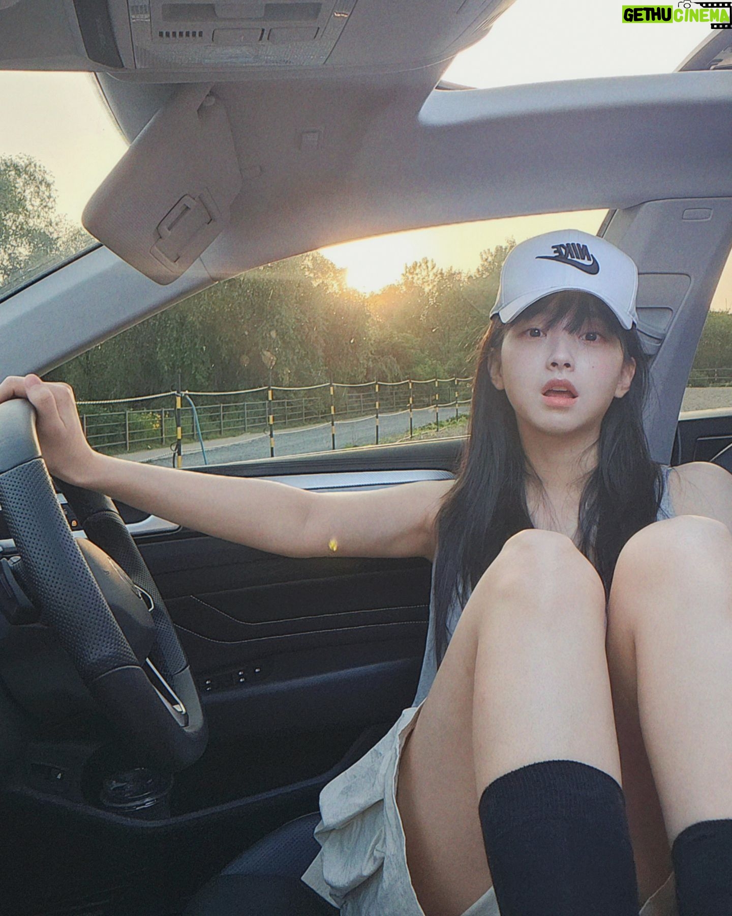 Kwon Ah-reum - 13.4K Likes - ėŖØģ ģģ ė¹ėźø° ė¤ģ“ ģģš