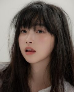 Kwon Ah-reum Most Liked Photos and Posts