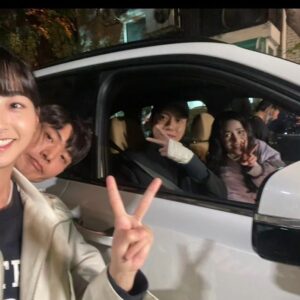 Kwon Ah-reum Instagram - 주민이 지훈이 안녕 
국사투 안녕... 👋 

#국민사형투표
#thekillingvote