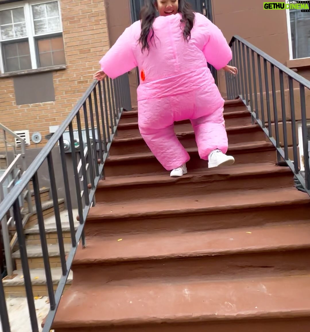 Kylie Liya Page - 2.4K Likes - Double Bubble Double Troubleš«§ #halloweekend