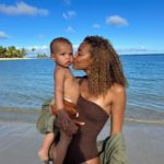 Kylie Bunbury Instagram - Some Fiji Bliss 🌺