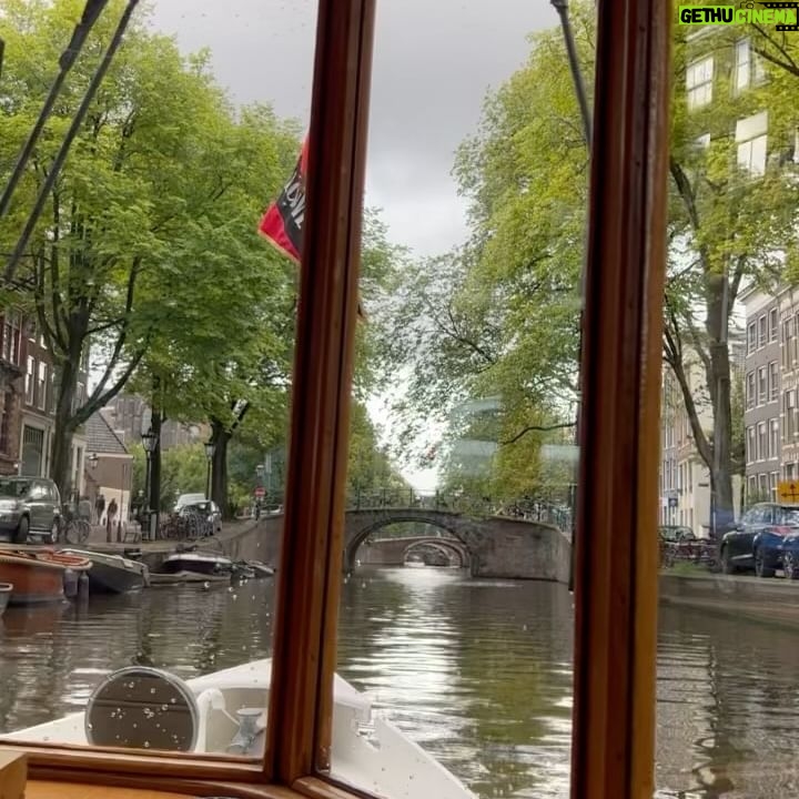 Kylie Bunbury Instagram - Amsterdam, you are a love letter 💌 grateful to have experienced your charm during this Autumn Equinox. Mom & dad had a magical time.✨