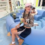 Kylie Cantrall Instagram – let’s go shopping !!!!!