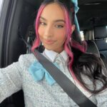 Kylie Cantrall Instagram – business barb🤓🎀 

styled @pariyaluv 
glam @domdella @laurarugetti